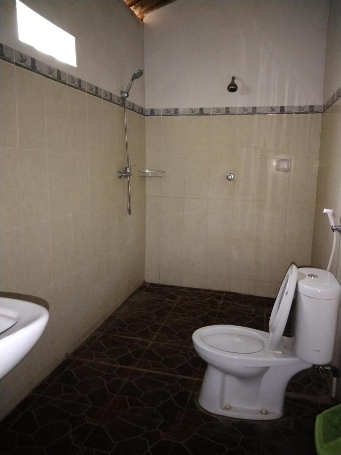 Pondok Aldi Hostel Amed Eksteriør billede